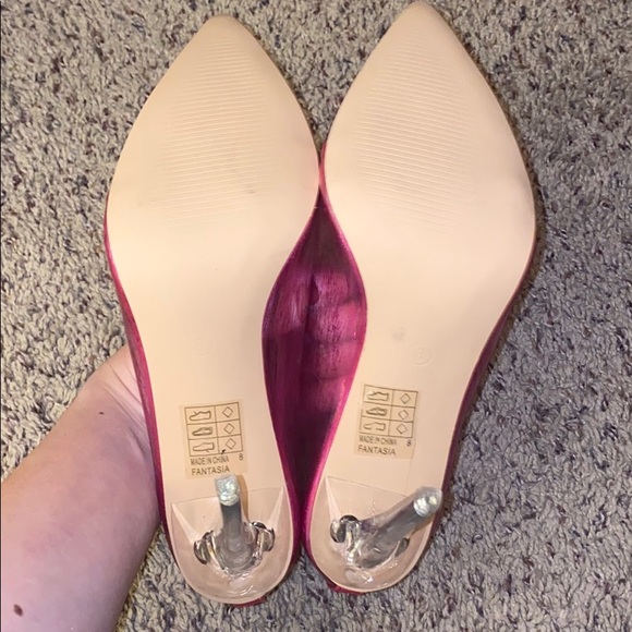 Heels - Picture 3 of 3